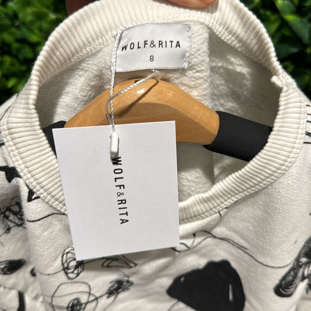 ๐๐ท๏ธ Wolf + Rita Sweatshirt ๐ค๐ค - Picture 3 of 3